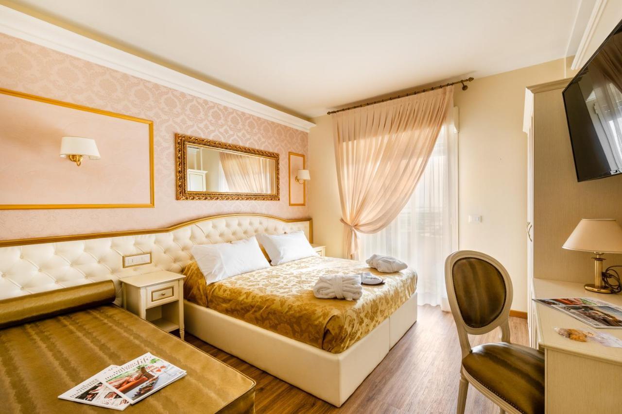 Hotel Mazzanti Milano Marittima Eksteriør billede