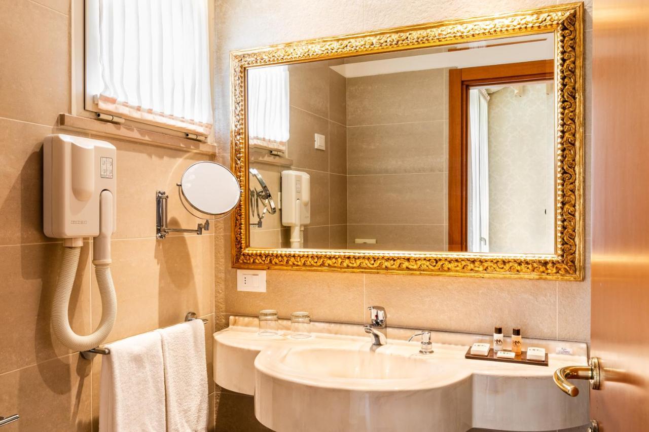 Hotel Mazzanti Milano Marittima Eksteriør billede