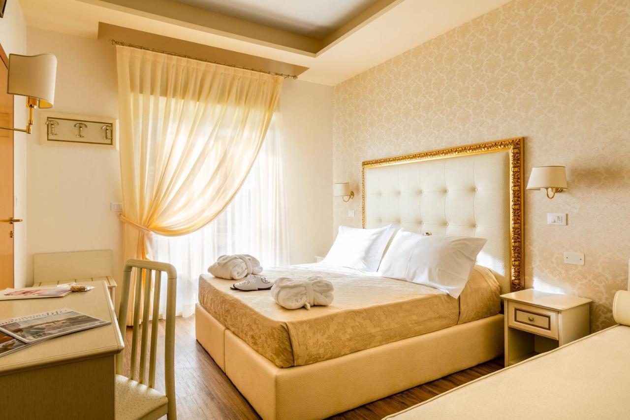 Hotel Mazzanti Milano Marittima Eksteriør billede
