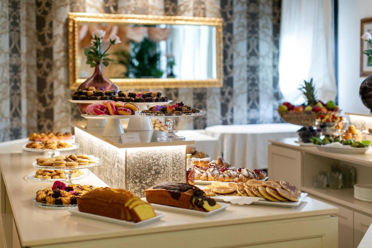 Hotel Mazzanti Milano Marittima Eksteriør billede