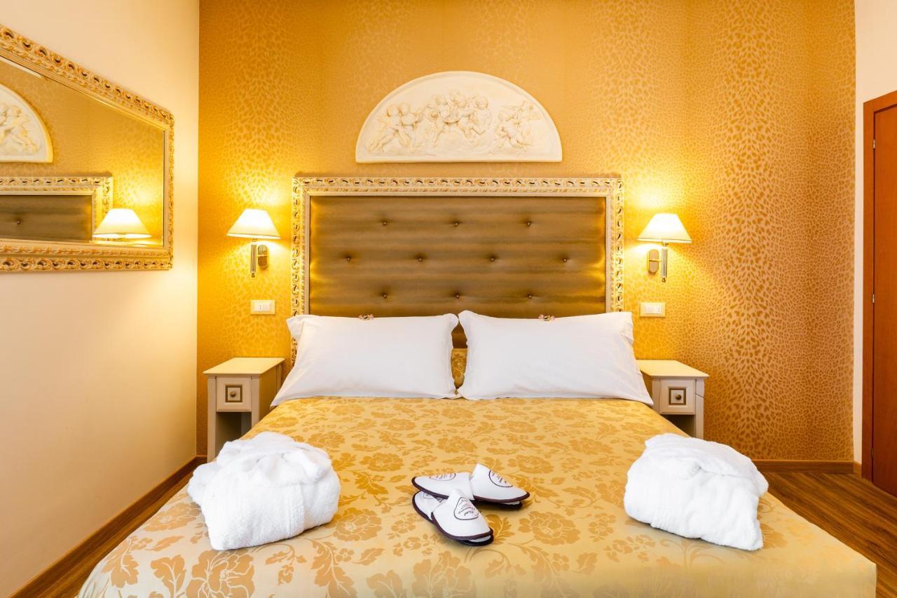 Hotel Mazzanti Milano Marittima Eksteriør billede