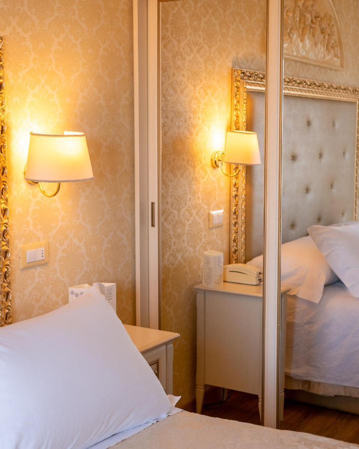 Hotel Mazzanti Milano Marittima Eksteriør billede
