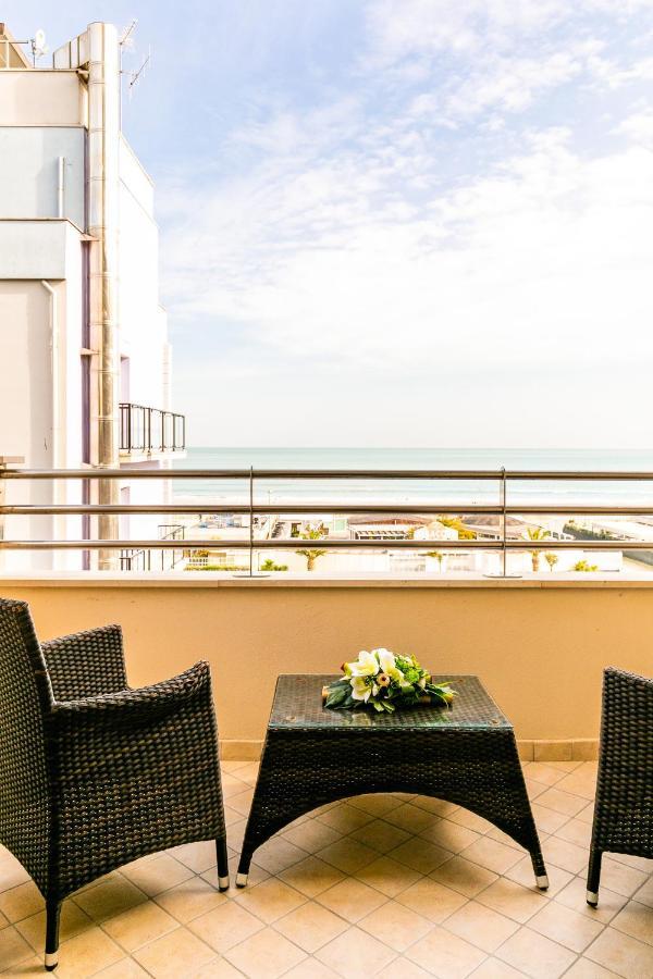 Hotel Mazzanti Milano Marittima Eksteriør billede